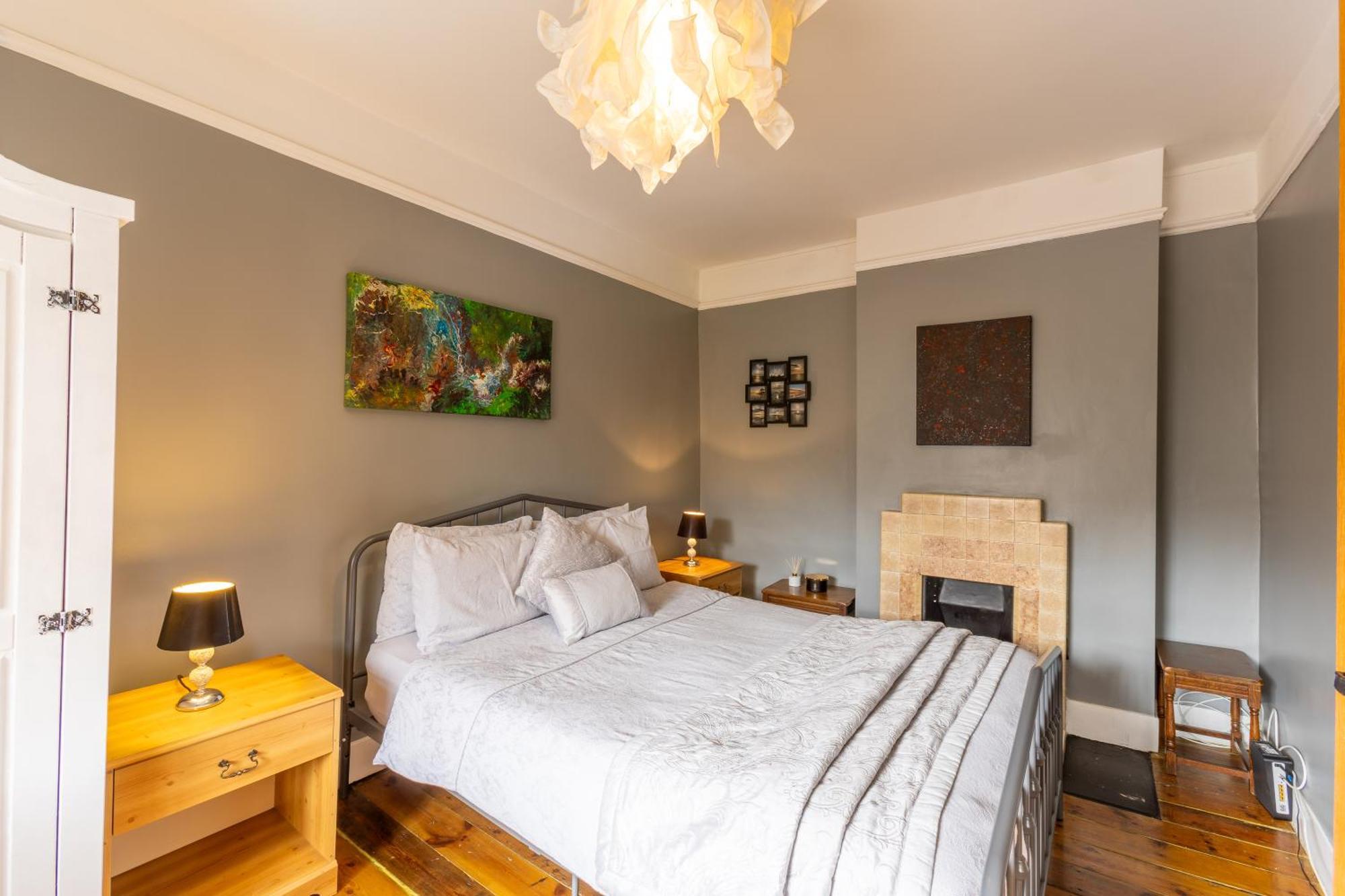 Traditional English 4 Bedroom Home In Greenwich Plumstead  Extérieur photo