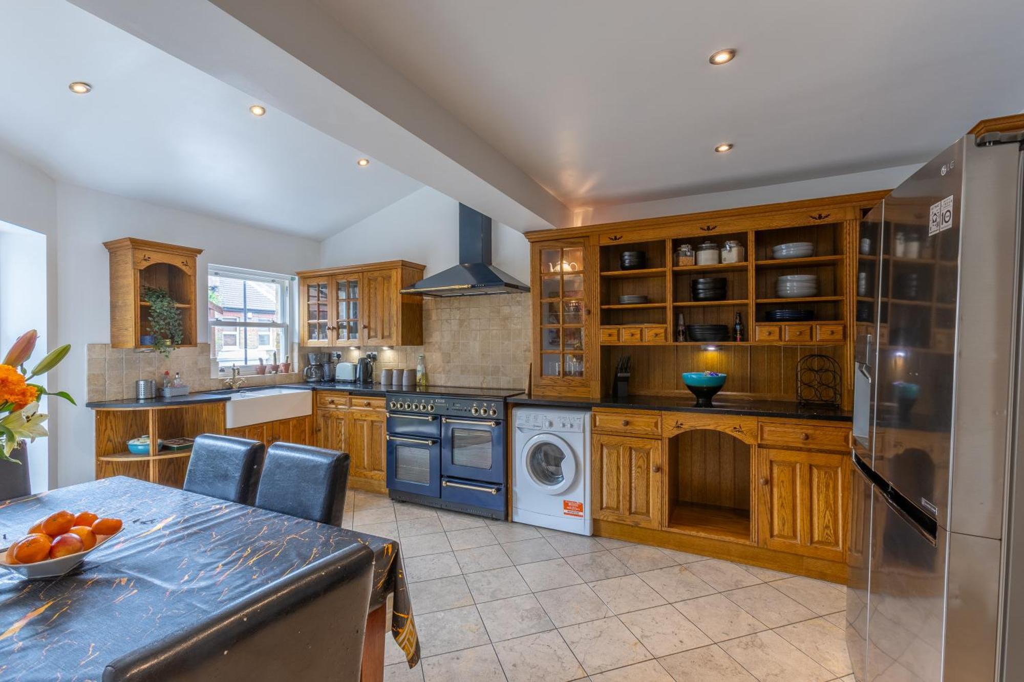 Traditional English 4 Bedroom Home In Greenwich Plumstead  Extérieur photo