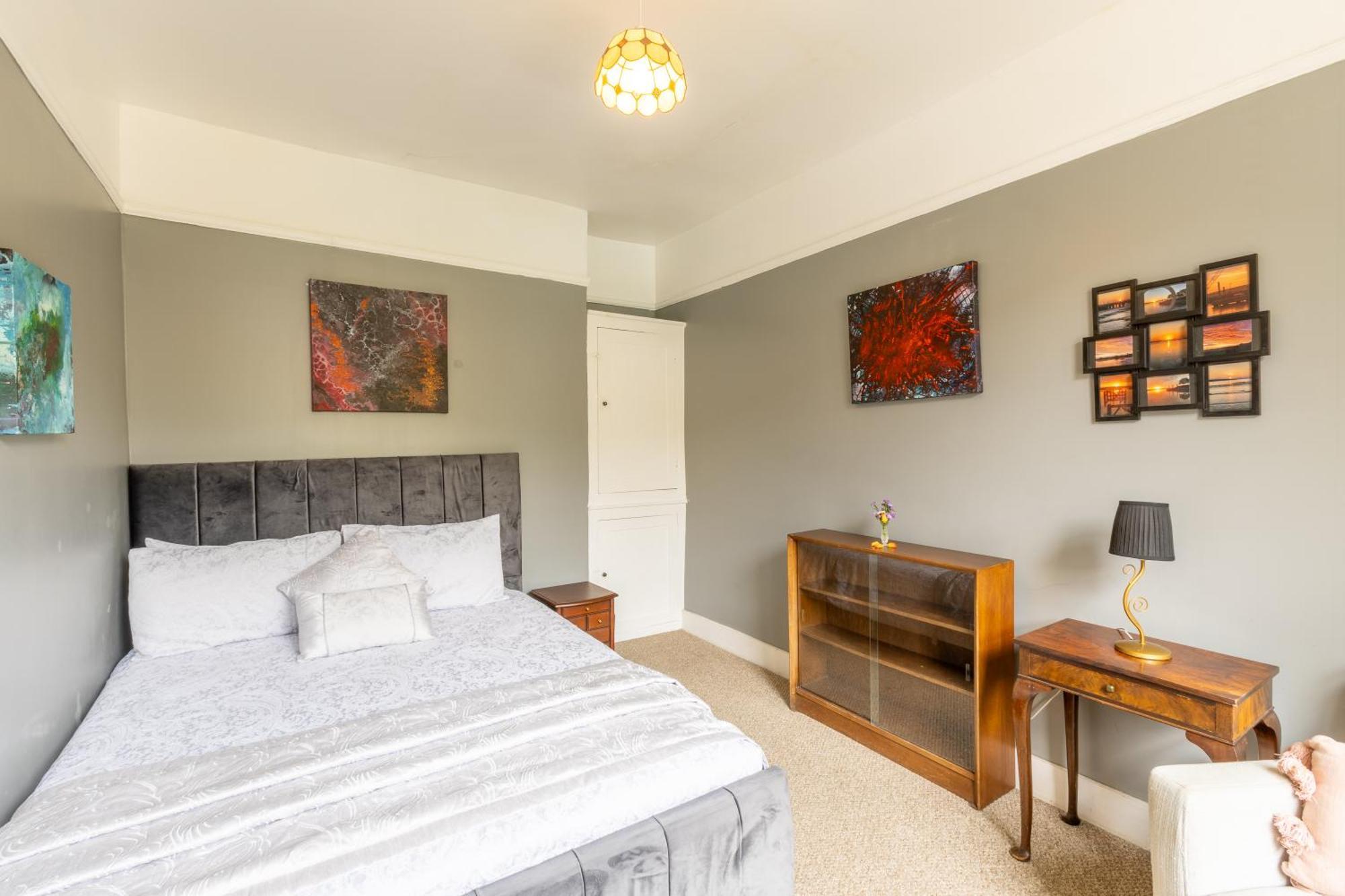 Traditional English 4 Bedroom Home In Greenwich Plumstead  Extérieur photo